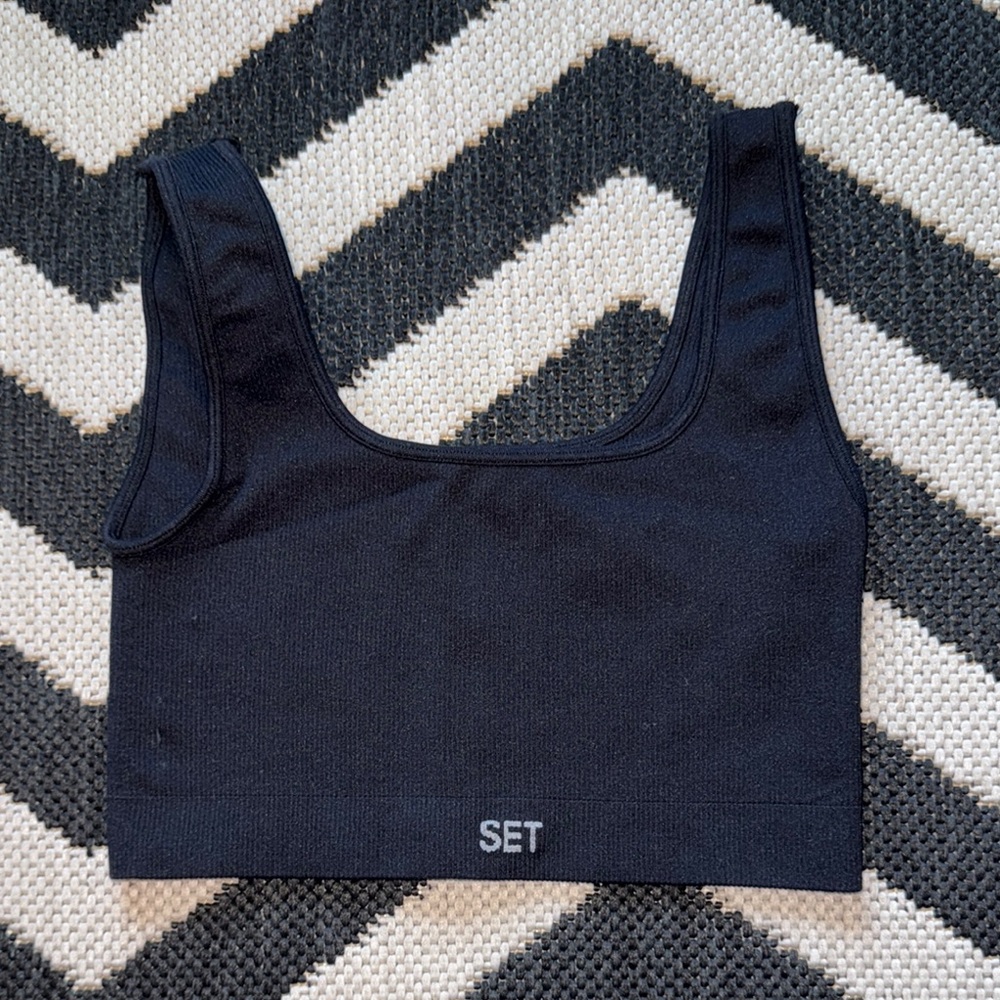 Worn Once SET Active Black Sculptflex Power Box Cut Sports Bra Size S Small